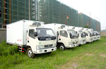 東風(fēng)多利卡4米冷藏車(chē)批量交付，疫苗、海鮮、冷飲專(zhuān)用冷藏車(chē)。