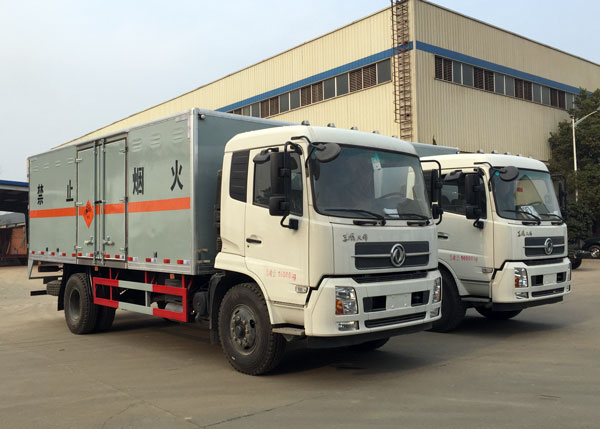 國六東風(fēng)天錦10噸爆炸品運輸車