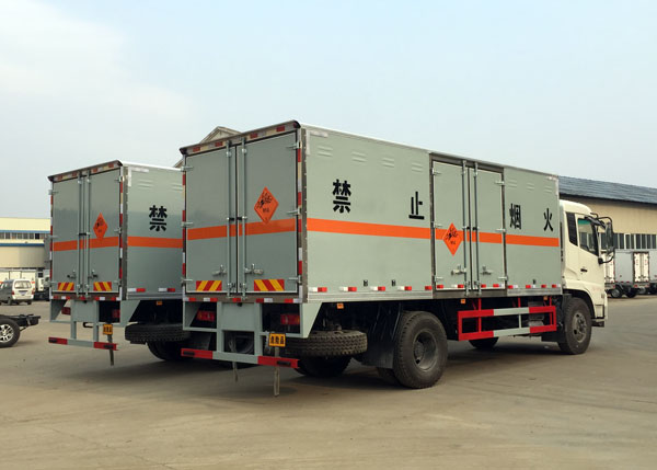 國六東風(fēng)天錦10噸爆炸品運輸車