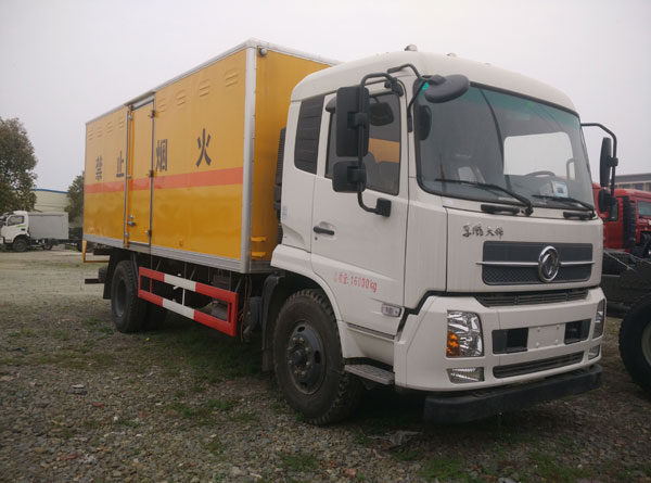 國六東風(fēng)天錦10噸爆炸品運輸車
